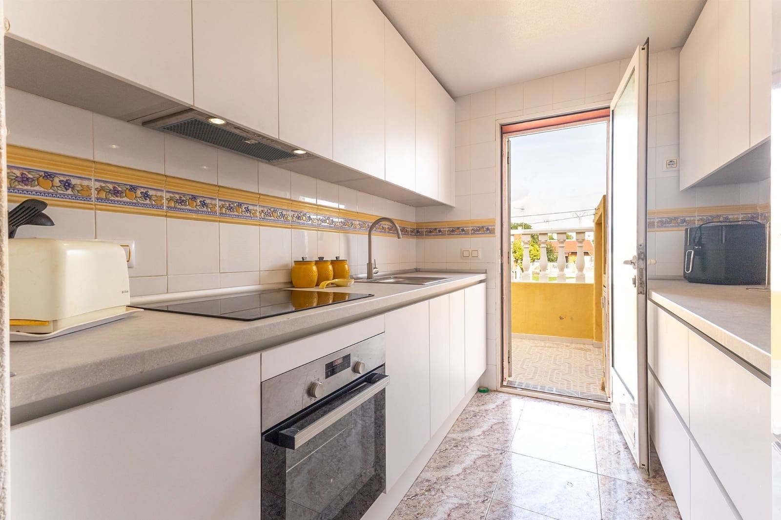 3 Zimmer Doppelhaus zu verkaufen in Torrevieja mit Pool - 196.000 € (Ref: 9711150)