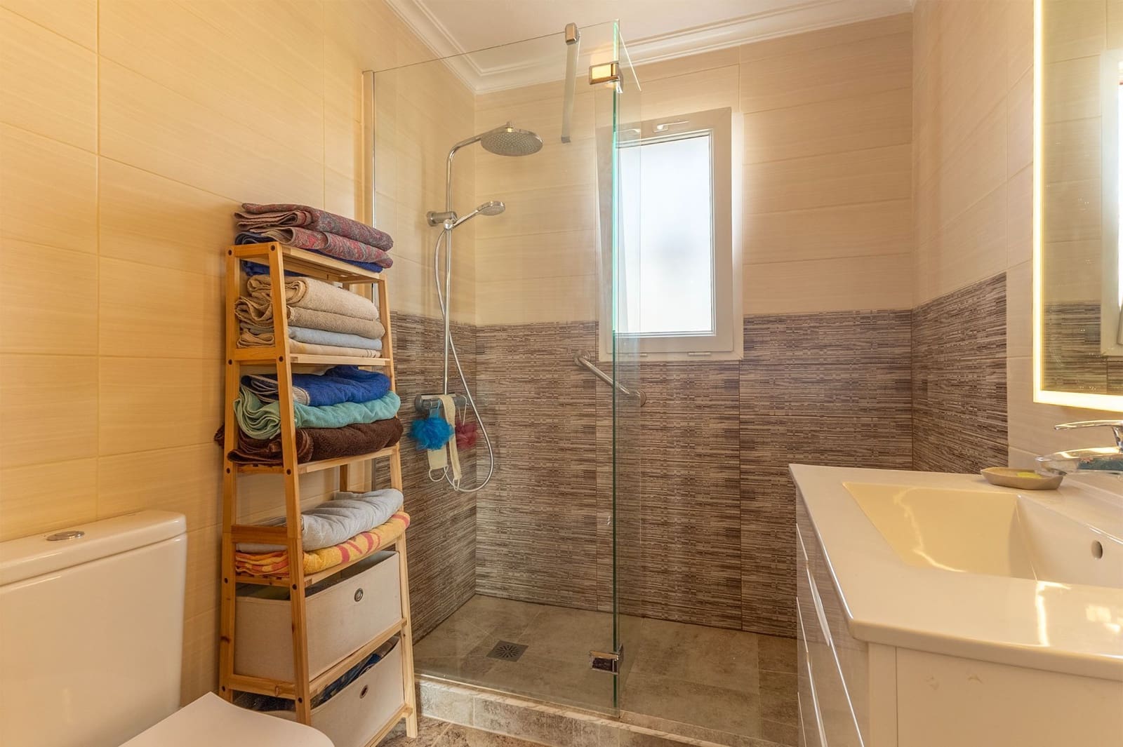 3 Zimmer Doppelhaus zu verkaufen in Torrevieja mit Pool - 196.000 € (Ref: 9711150)