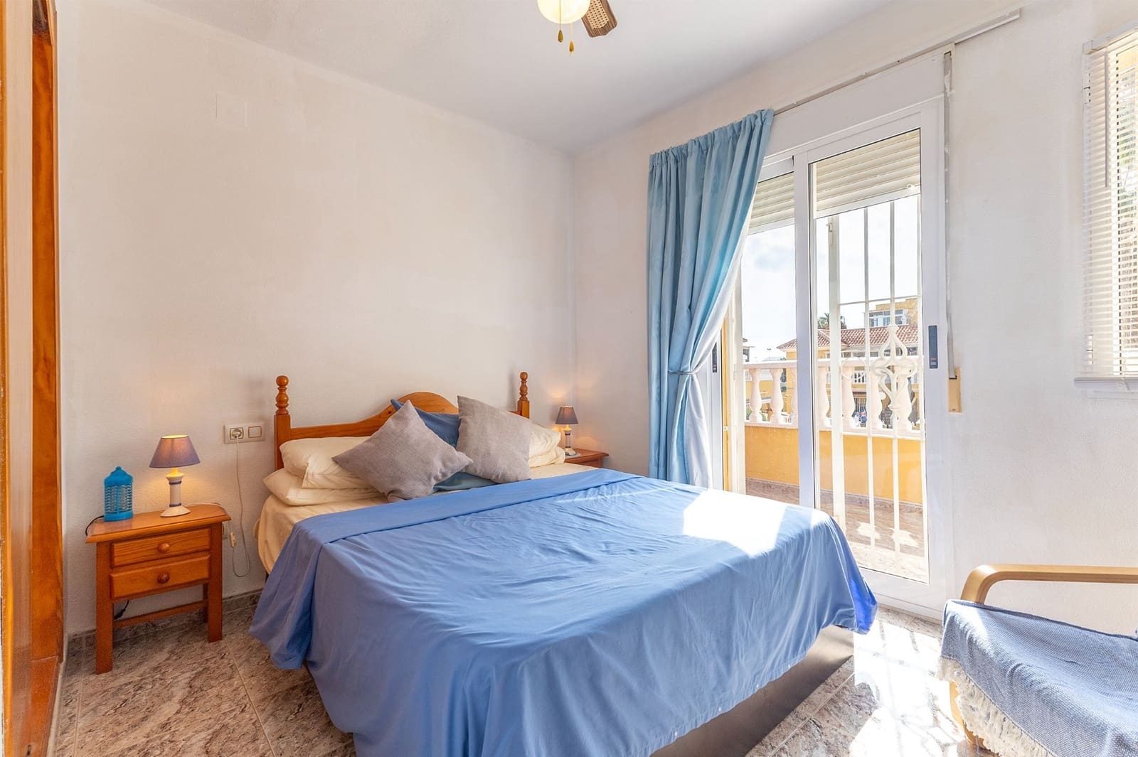 3 Zimmer Doppelhaus zu verkaufen in Torrevieja mit Pool - 196.000 € (Ref: 9711150)