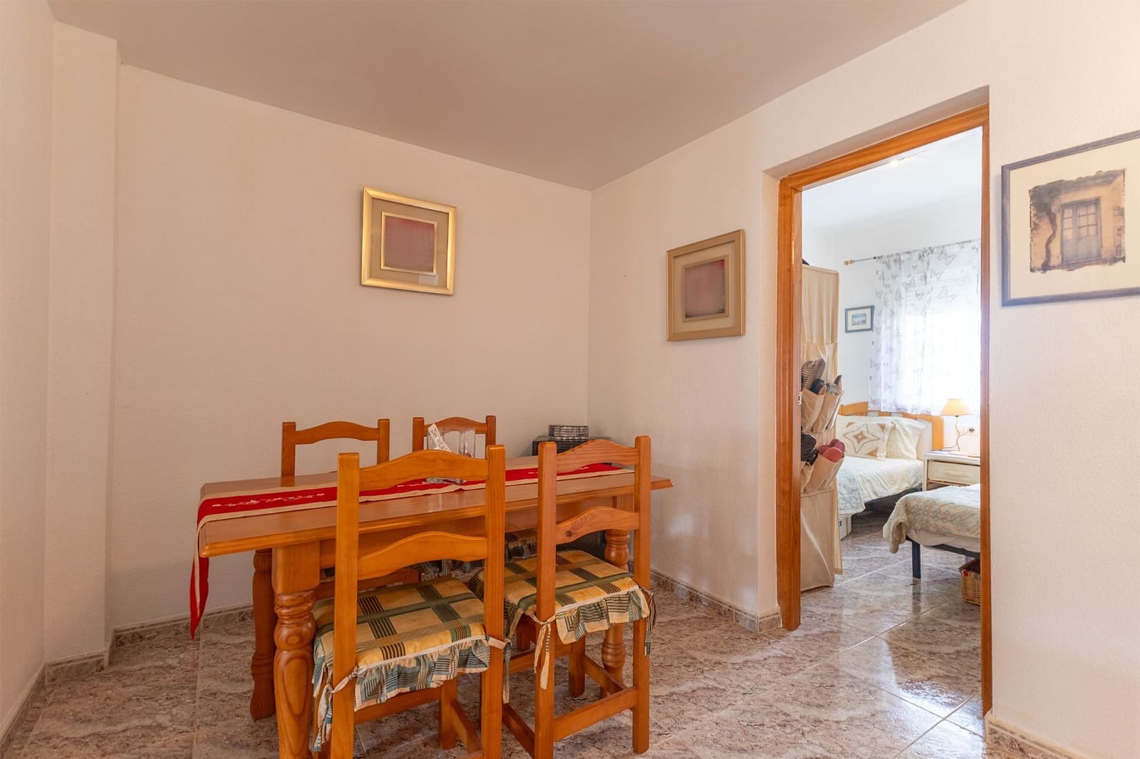 3 soveværelse Semi-Rækkehus til salg i Torrevieja med swimmingpool - € 196.000 (Ref: 9711151)