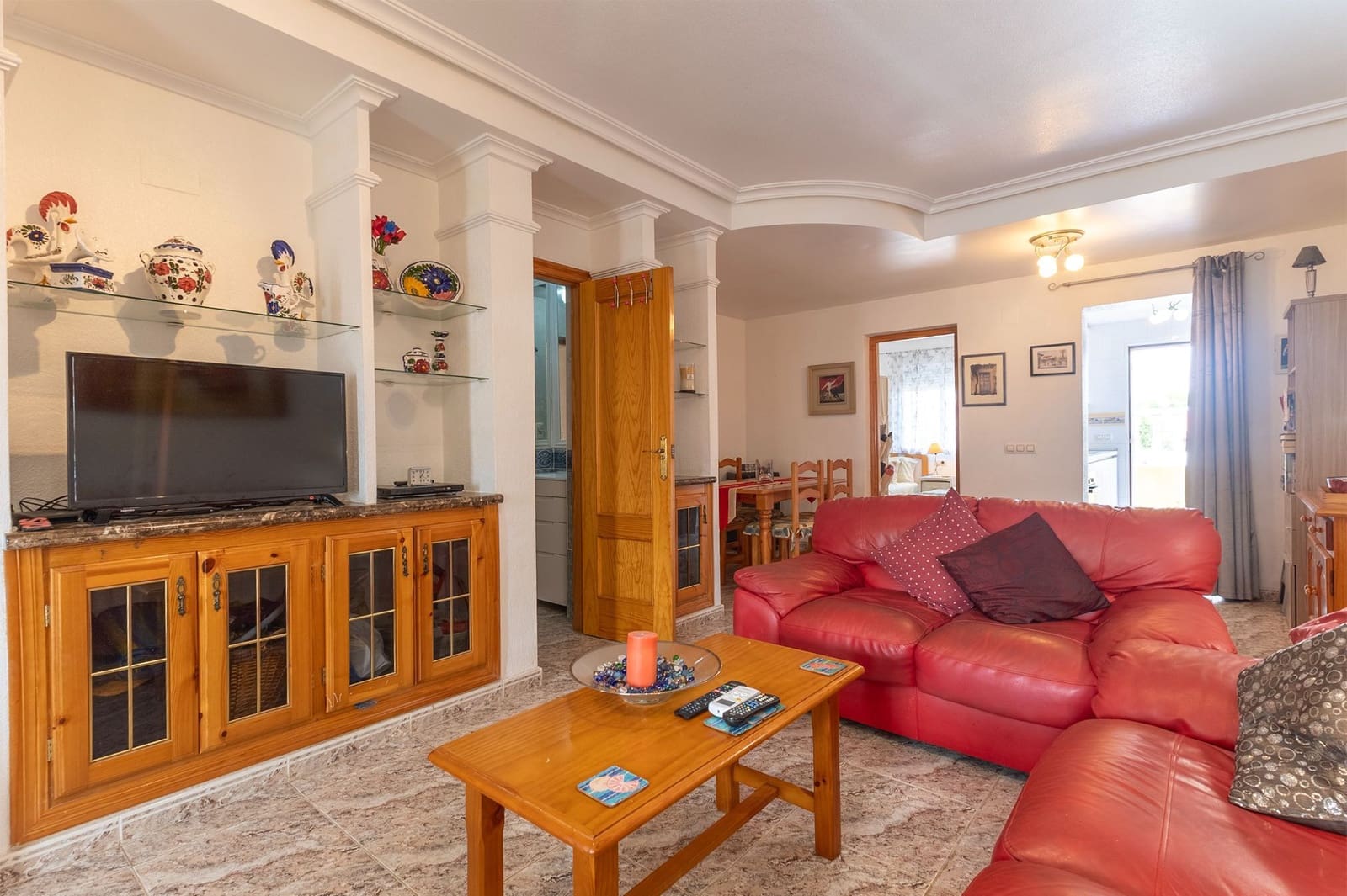 3 soveværelse Semi-Rækkehus til salg i Torrevieja med swimmingpool - € 196.000 (Ref: 9711151)