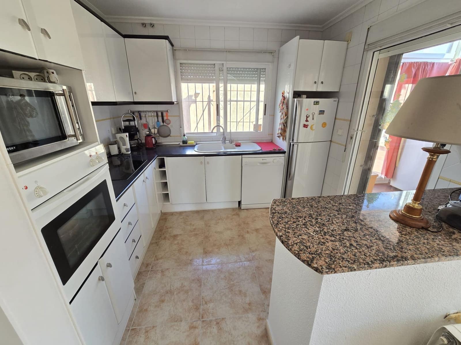 3 quarto Moradia para venda em Torrevieja com piscina garagem - 549 000 € (Ref: 9719683)