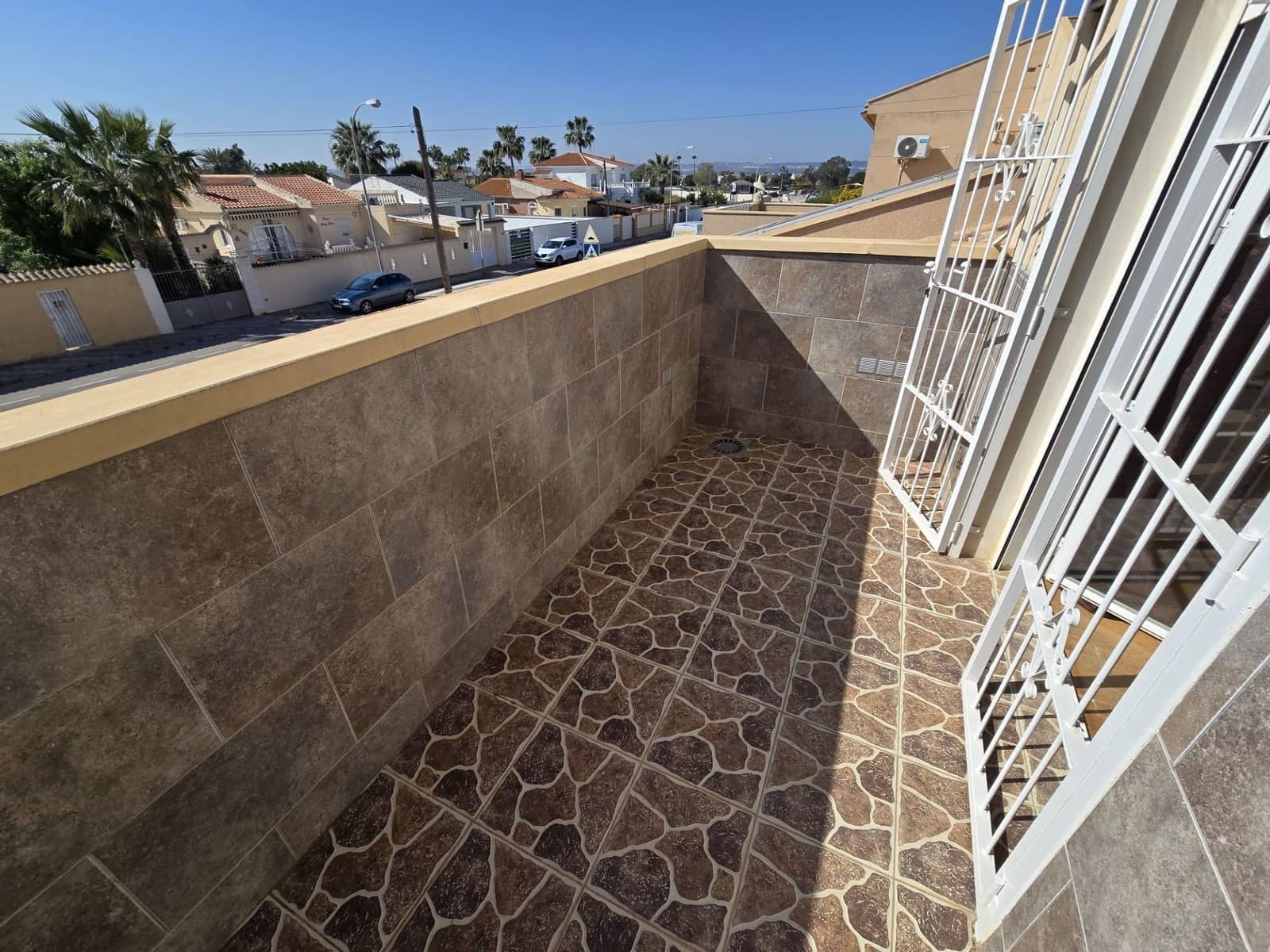 3 quarto Moradia para venda em Torrevieja com piscina garagem - 549 000 € (Ref: 9719683)