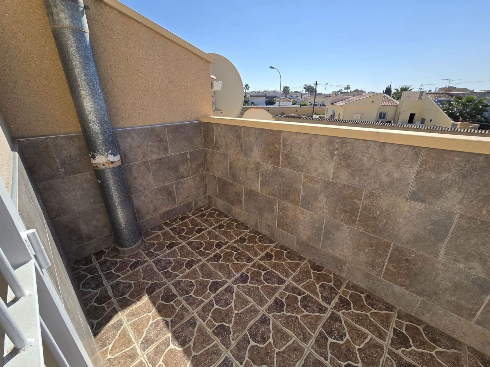 3 quarto Moradia para venda em Torrevieja com piscina garagem - 549 000 € (Ref: 9719683)