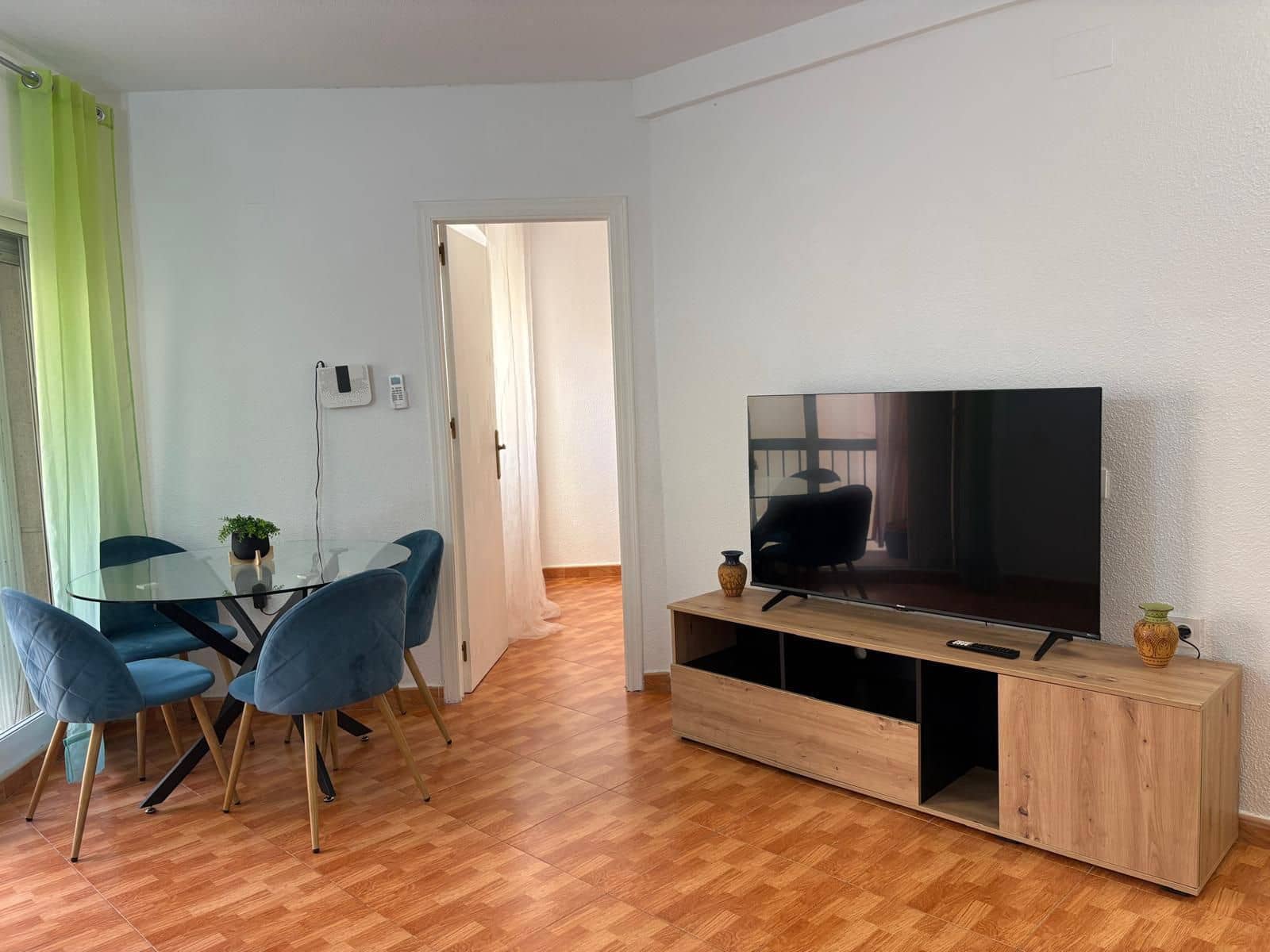 1 bedroom Apartment for sale in Torrevieja with pool - € 109,000 (Ref: 9755379)