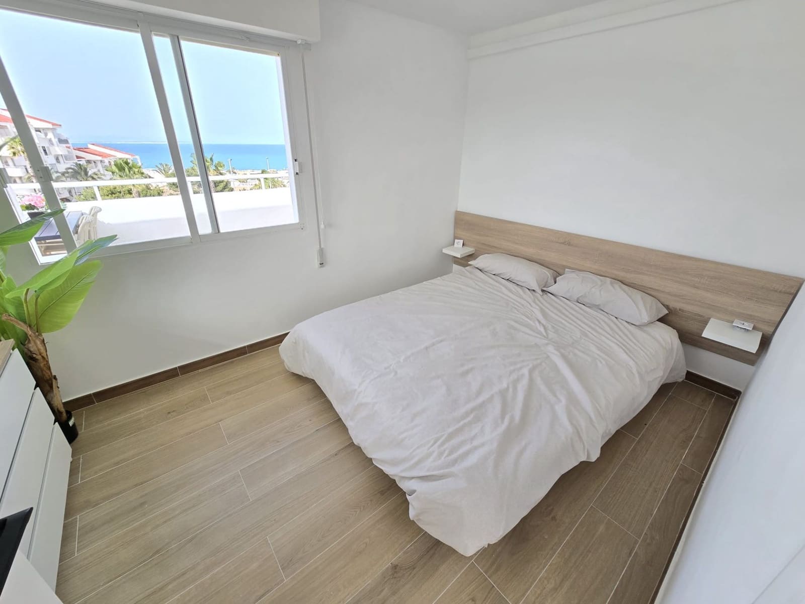 2 soveværelse Lejlighed til salg i Torrevieja med swimmingpool - € 225.000 (Ref: 9763525)