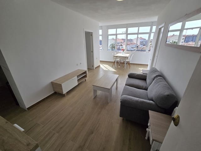 2 makuuhuone Huoneisto myytävänä paikassa Torrevieja mukana uima-altaan - 225 000 € (Ref: 9763525)
