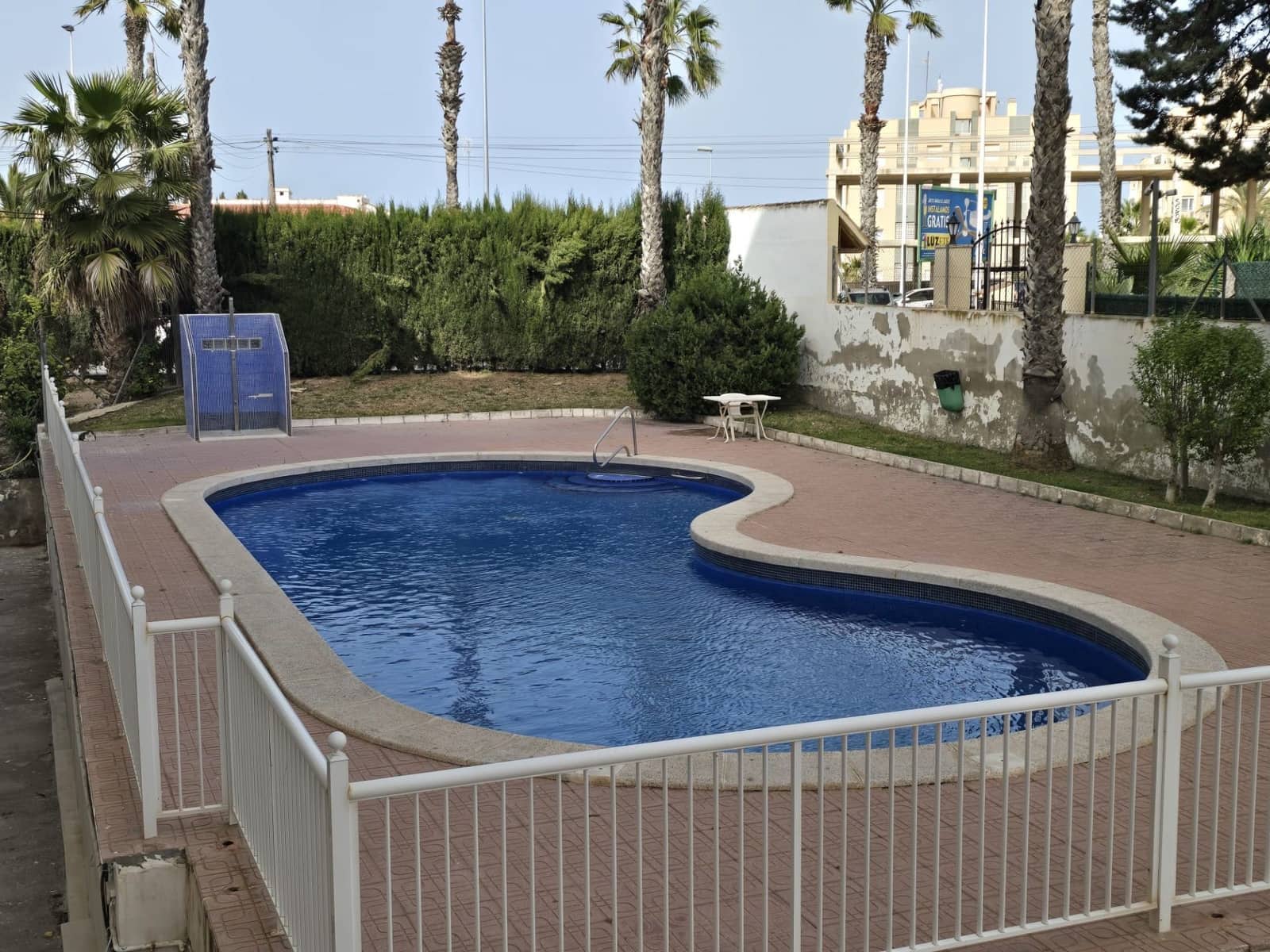 2 soveværelse Lejlighed til salg i Torrevieja med swimmingpool - € 225.000 (Ref: 9763525)