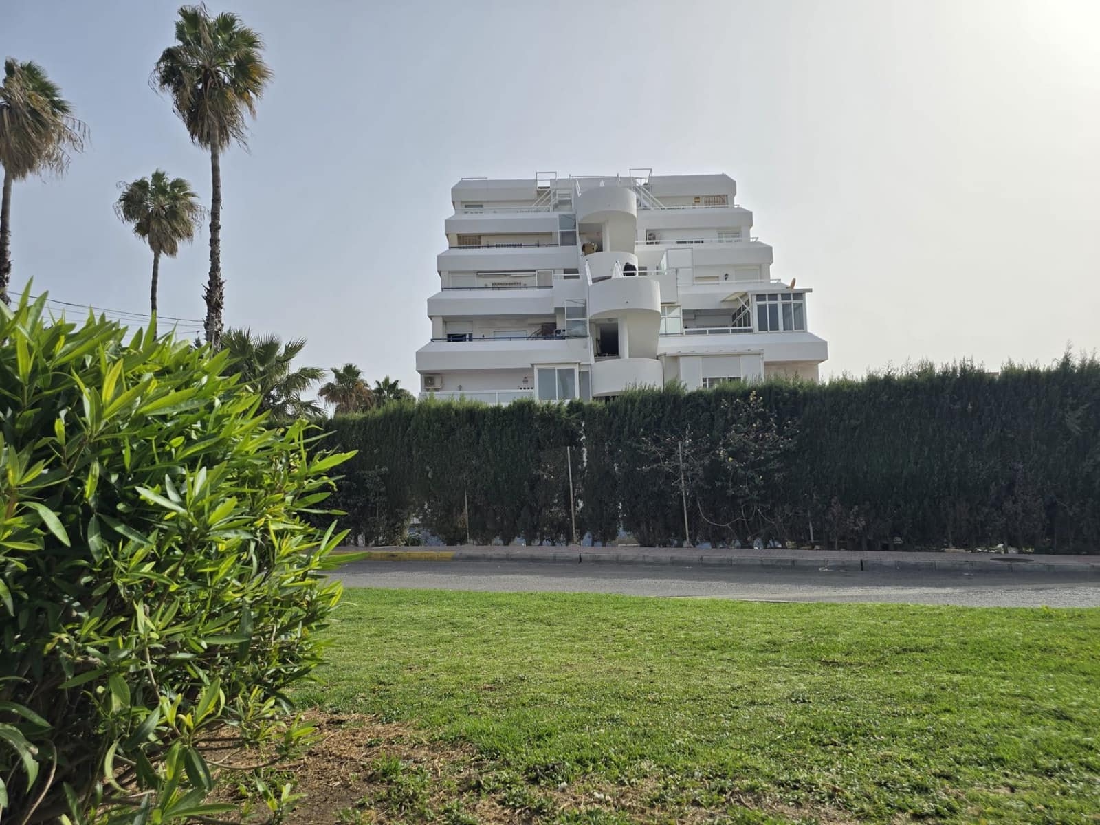 2 soveværelse Lejlighed til salg i Torrevieja med swimmingpool - € 225.000 (Ref: 9765046)