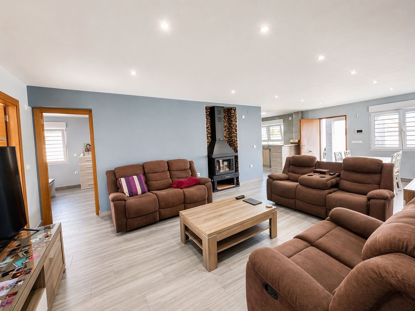 4 makuuhuone Huvila myytävänä paikassa Torrevieja mukana uima-altaan 
autotalli - 490 000 € (Ref: 9794260)