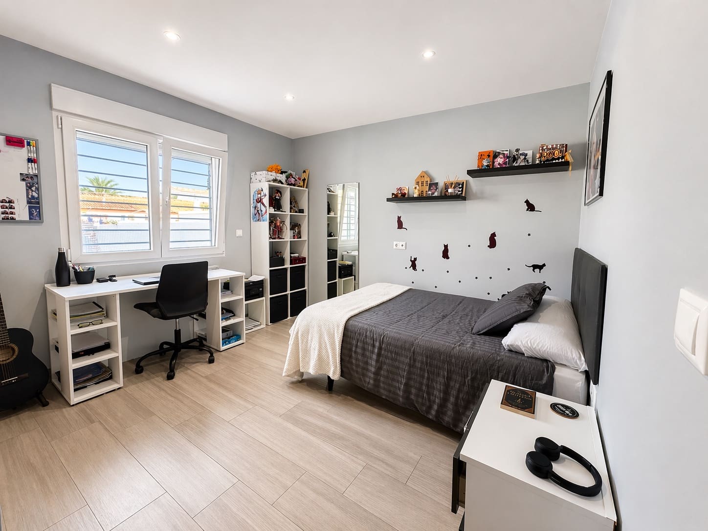 4 makuuhuone Huvila myytävänä paikassa Torrevieja mukana uima-altaan 
autotalli - 490 000 € (Ref: 9794260)