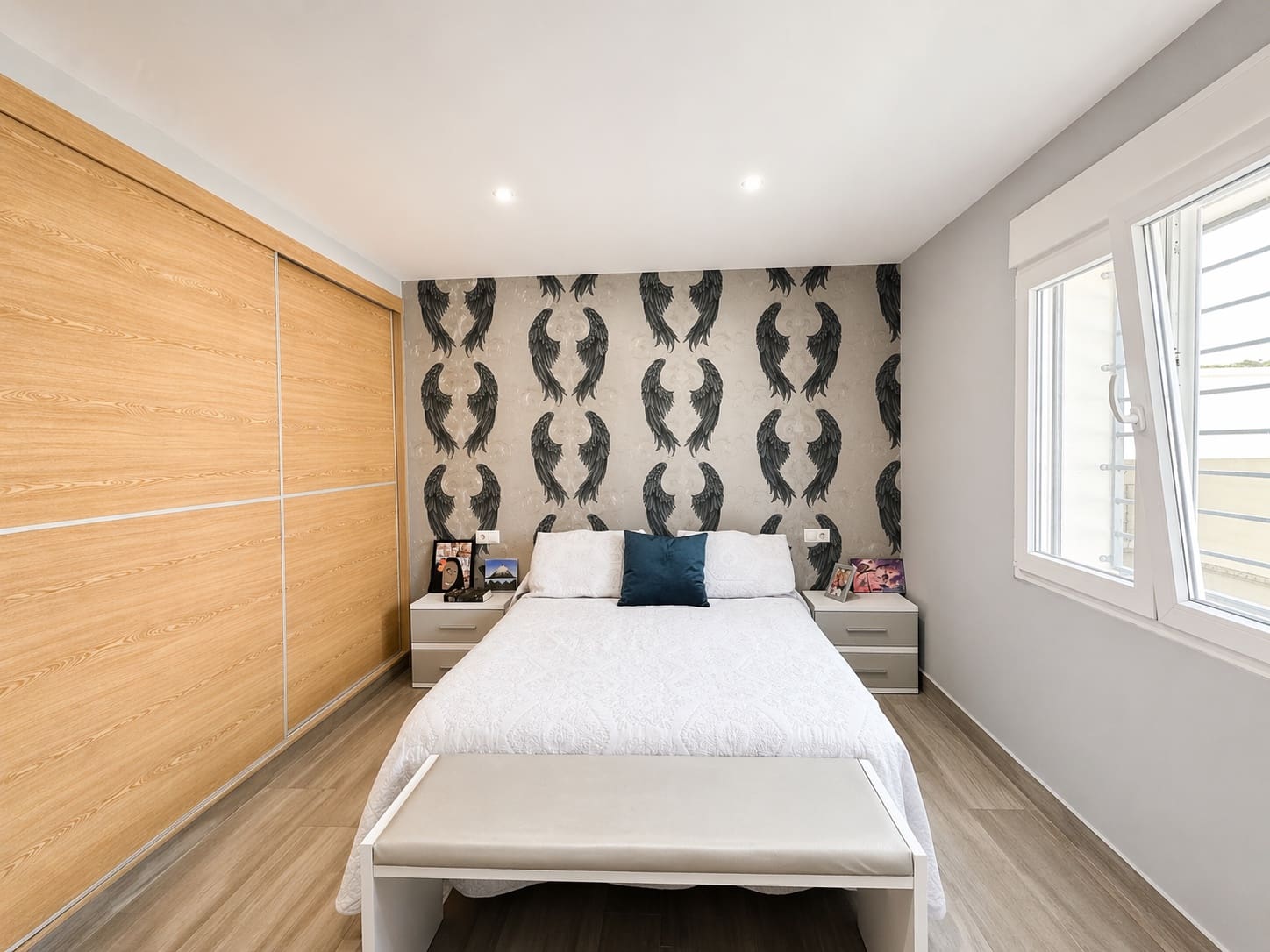 4 makuuhuone Huvila myytävänä paikassa Torrevieja mukana uima-altaan 
autotalli - 490 000 € (Ref: 9794261)