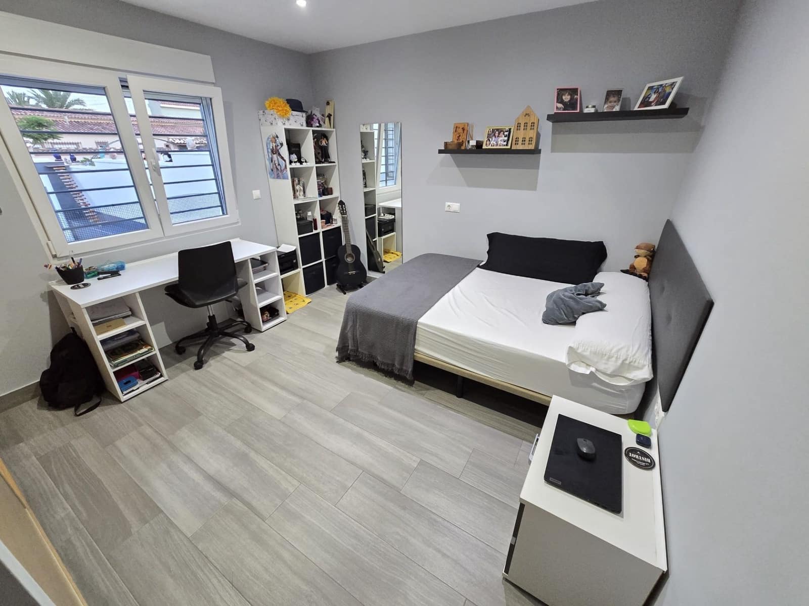 4 makuuhuone Huvila myytävänä paikassa Torrevieja mukana uima-altaan 
autotalli - 490 000 € (Ref: 9794261)