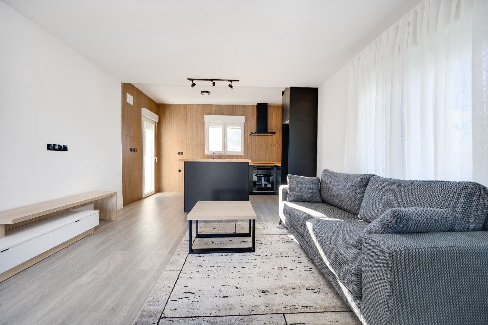 4 bedroom Villa for sale in Torrevieja with pool garage - € 395,000 (Ref: 9798912)