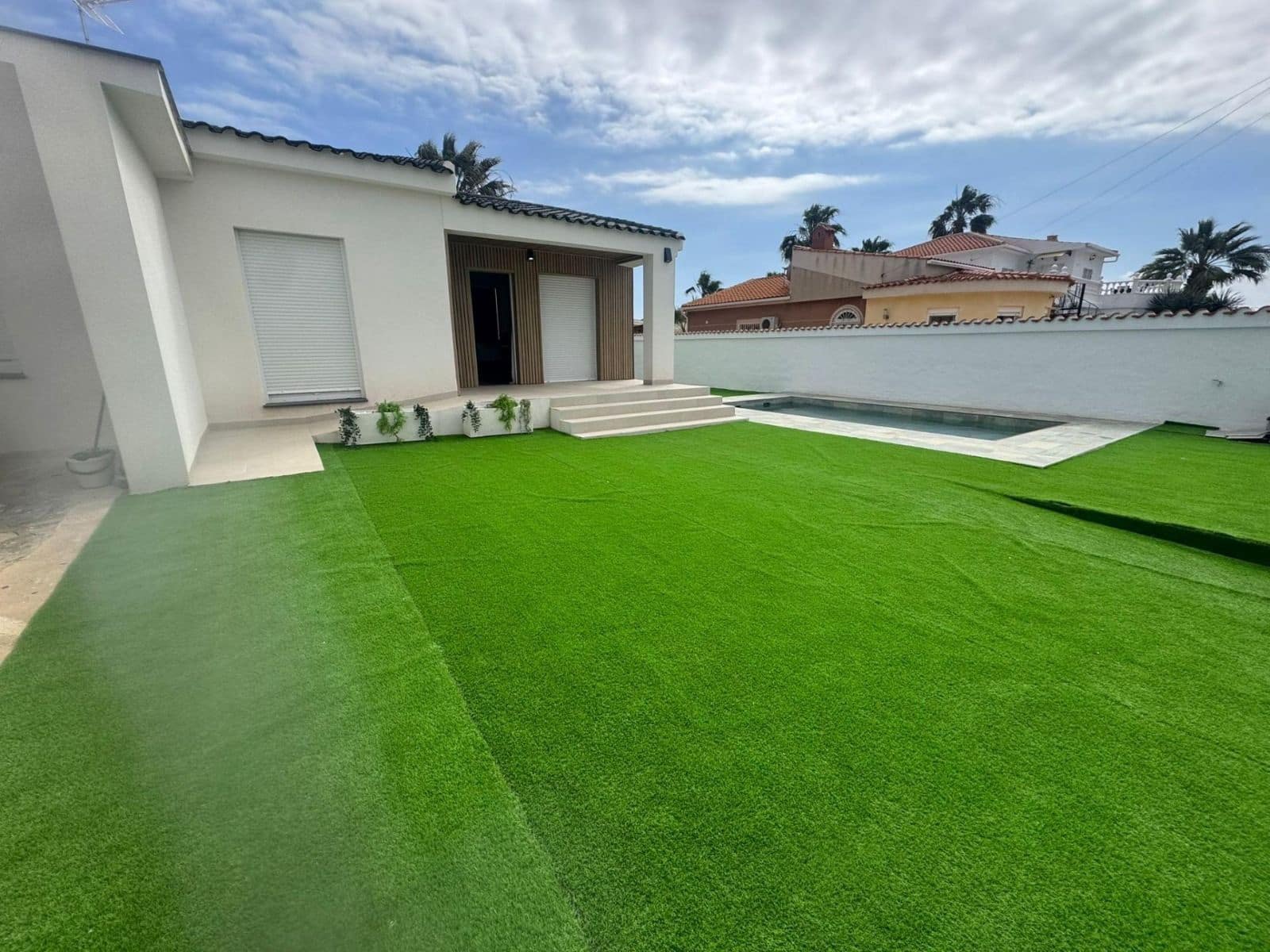 4 bedroom Villa for sale in Torrevieja with pool garage - € 395,000 (Ref: 9798912)