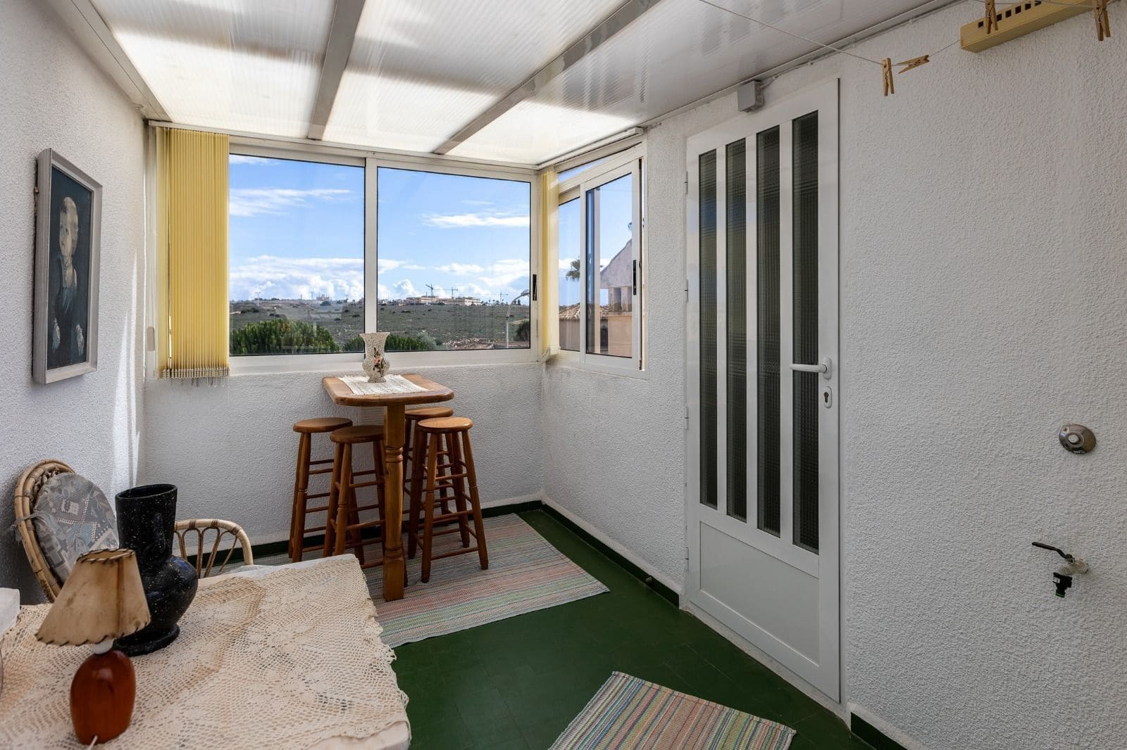 2 soveværelse Byhus til salg i Torrevieja med swimmingpool - € 135.000 (Ref: 9798913)