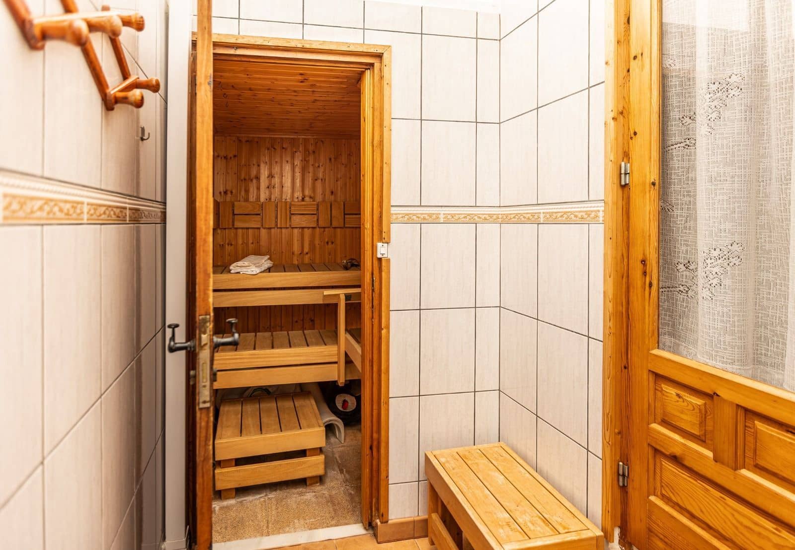 2 soveværelse Byhus til salg i Torrevieja med swimmingpool - € 135.000 (Ref: 9798913)