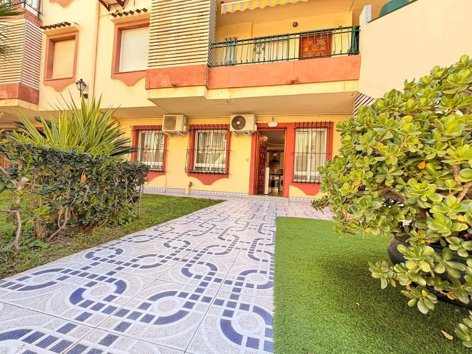 2 soverom Leilighet til salgs i Torrevieja - € 157 500 (Ref: 9798915)