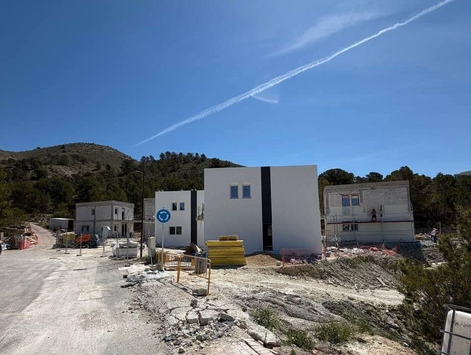 3 soverom Villa til salgs i Finestrat med svømmebasseng - € 550 000 (Ref: 9801254)