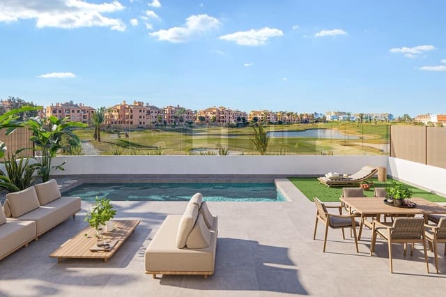 Chalet de 3 habitaciones en Los Alcázares en venta con piscina - 649.900 € (Ref: 9801259)