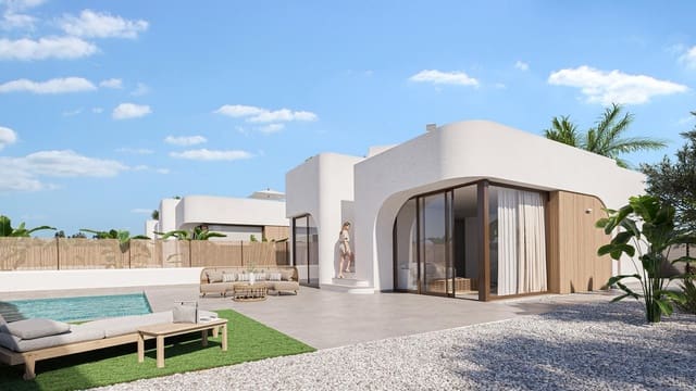 Chalet de 3 habitaciones en Los Alcázares en venta con piscina - 649.900 € (Ref: 9801259)
