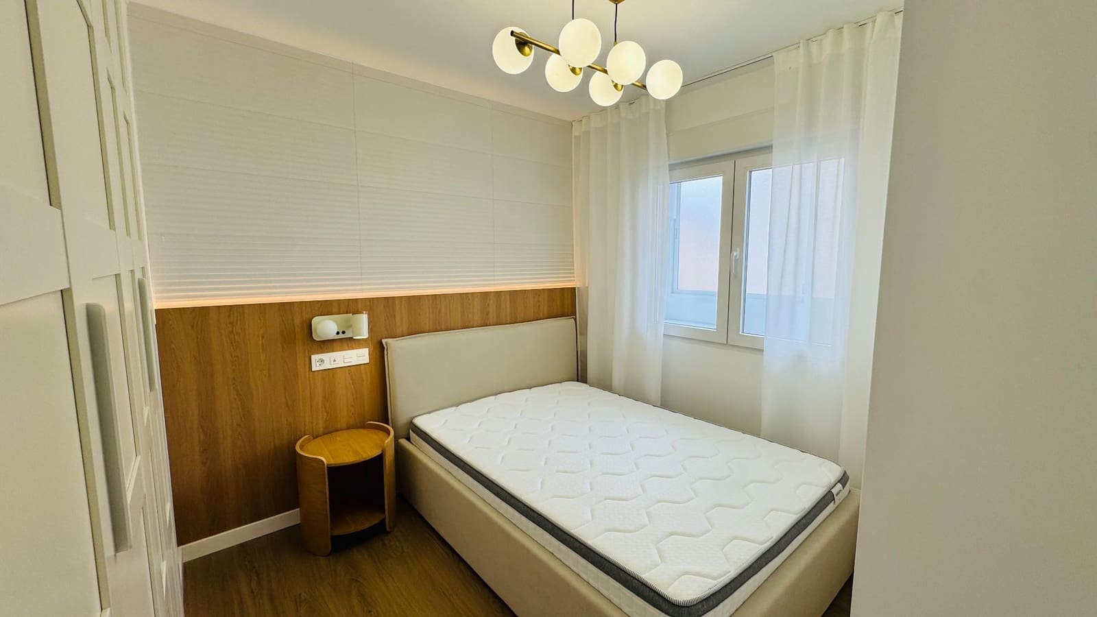 2 bedroom Penthouse for sale in Torrevieja with garage - € 235,000 (Ref: 9828760)