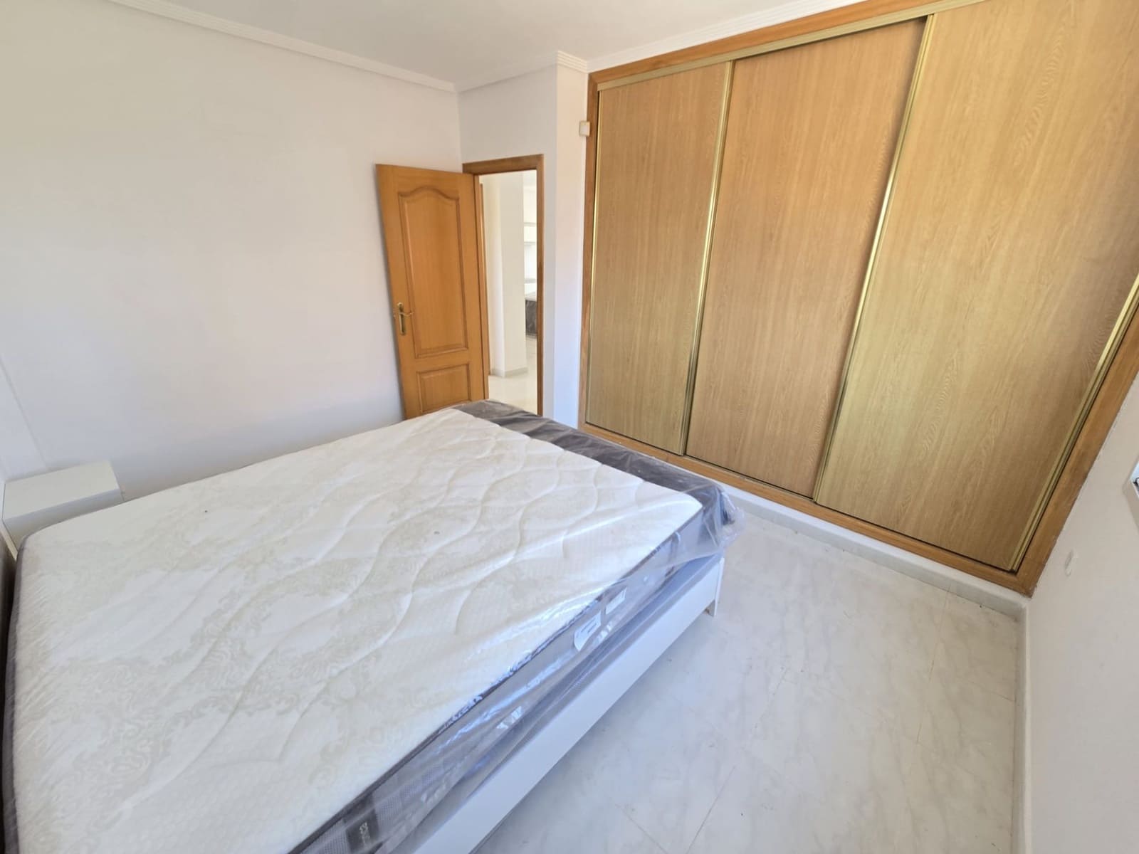 3 bedroom Villa for sale in Jacarilla with pool garage - € 480,000 (Ref: 9962217)