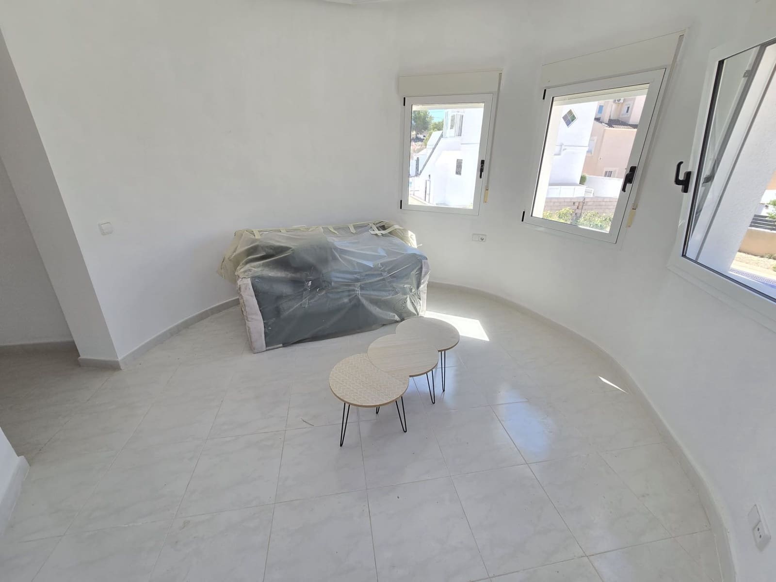 3 bedroom Villa for sale in Jacarilla with pool garage - € 480,000 (Ref: 9962217)