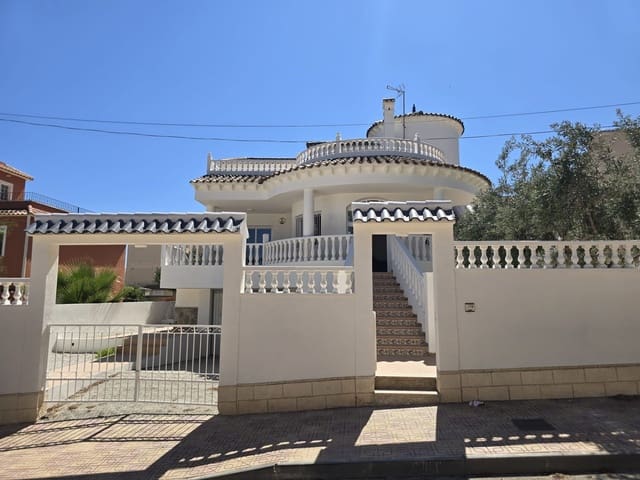 3 sovrum Villa till salu i Jacarilla med pool garage - 480 000 € (Ref: 9962217)