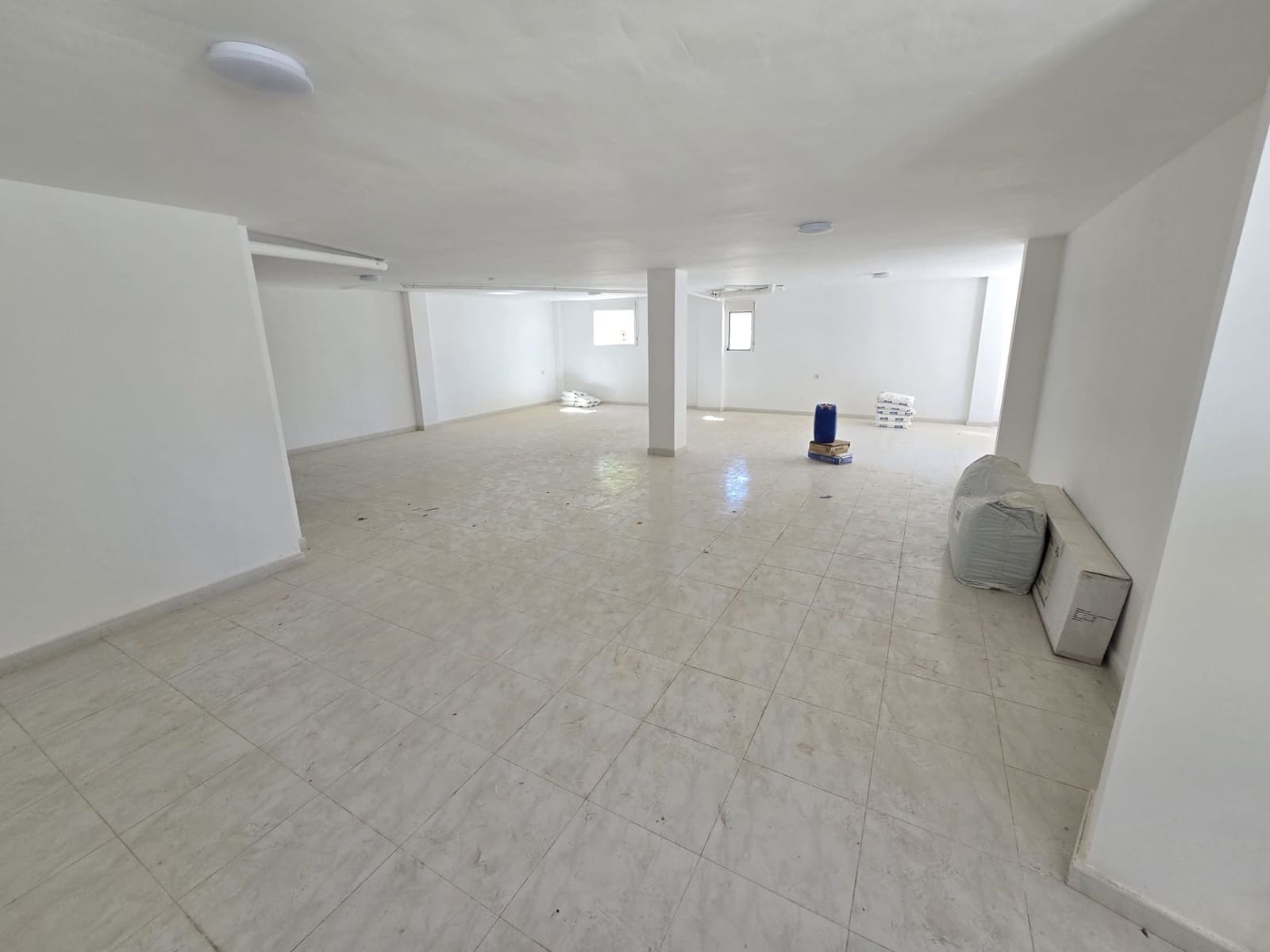 3 bedroom Villa for sale in Jacarilla with pool garage - € 480,000 (Ref: 9962217)