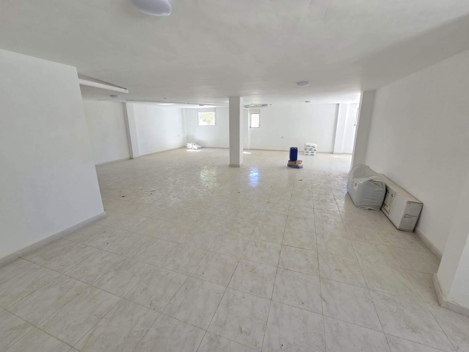 3 bedroom Villa for sale in Jacarilla with pool garage - € 480,000 (Ref: 9962217)