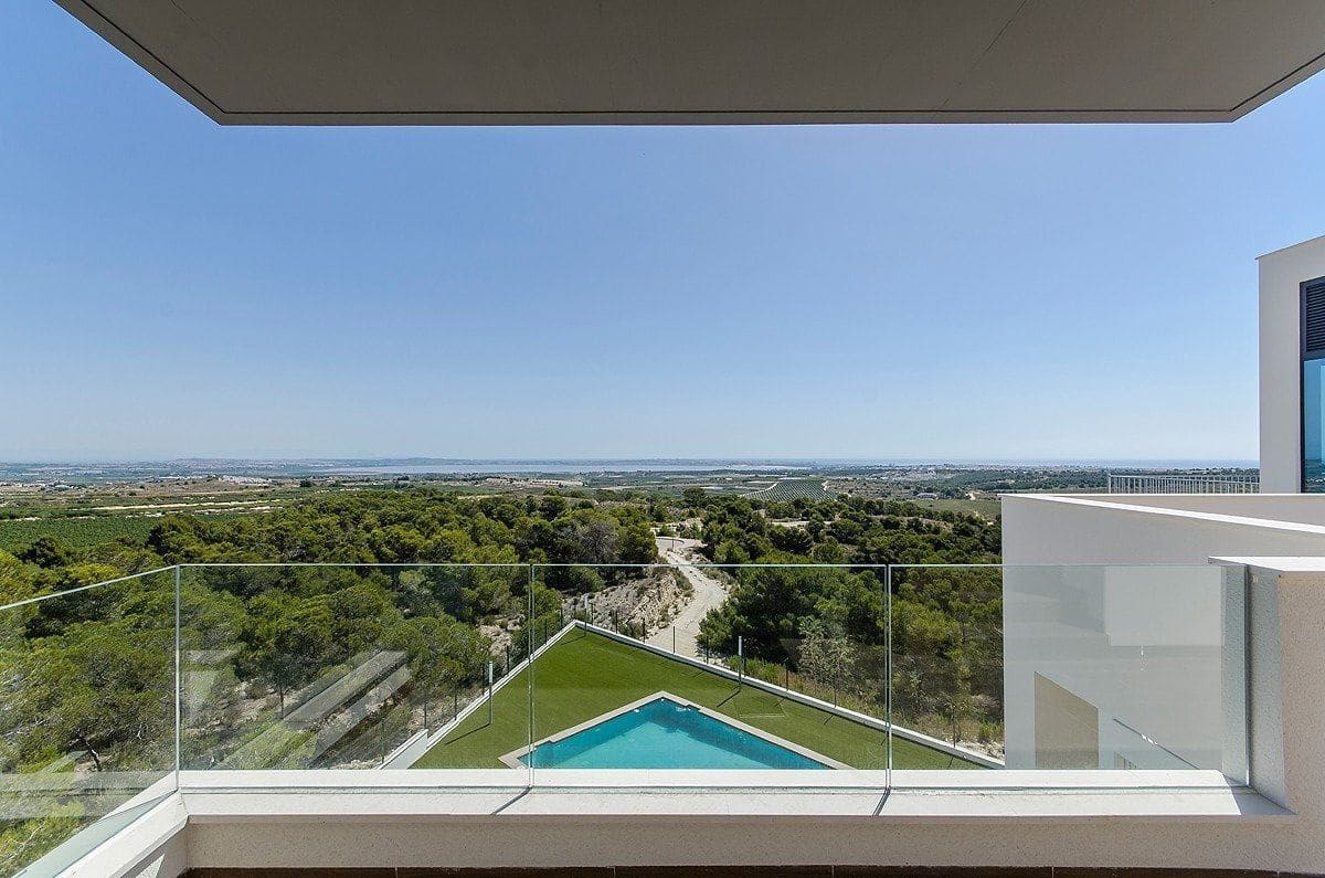 2 soverom Bungalow til salgs i San Miguel de Salinas med svømmebasseng - € 339 000 (Ref: 9984440)