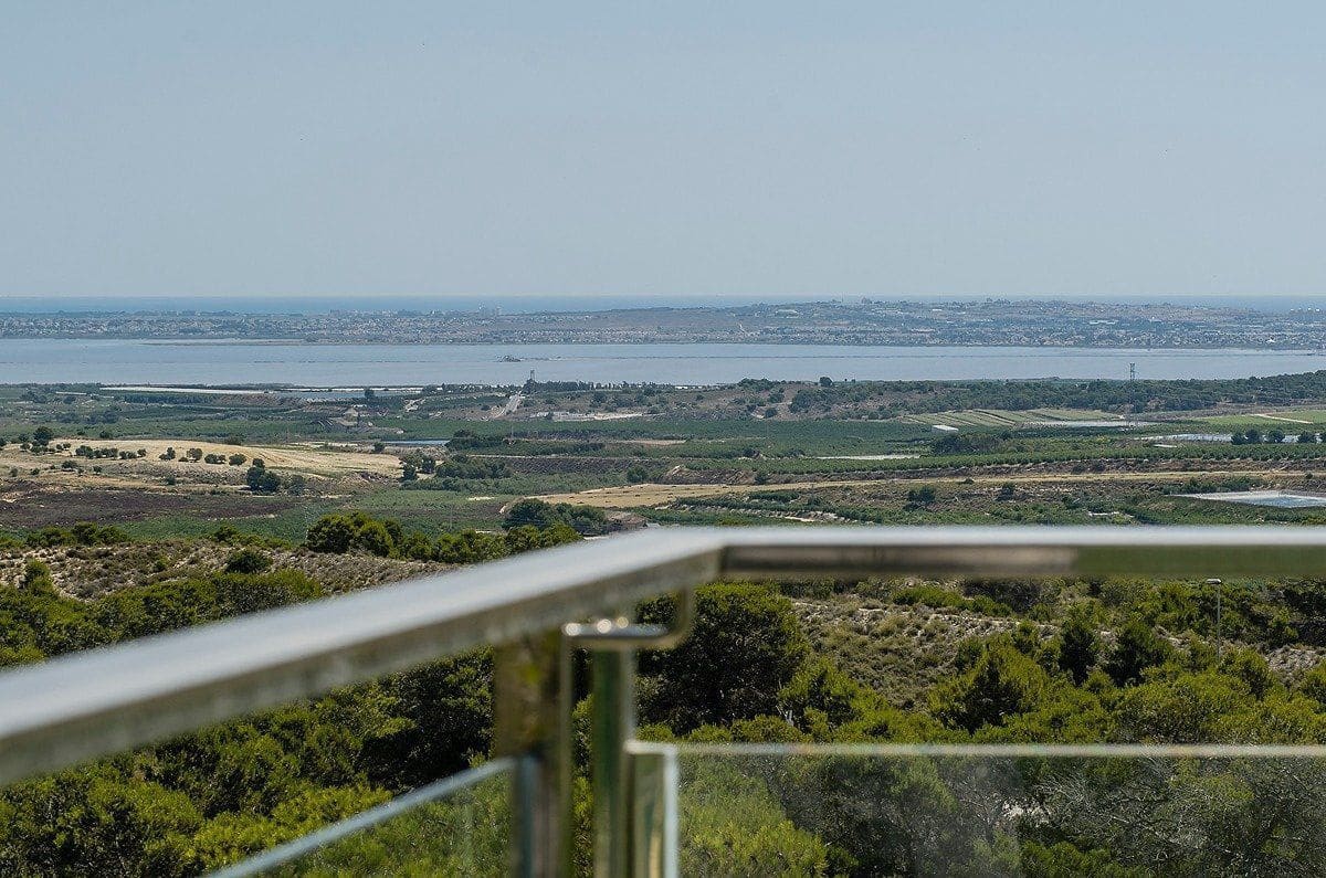2 soverom Bungalow til salgs i San Miguel de Salinas med svømmebasseng - € 339 000 (Ref: 9984440)