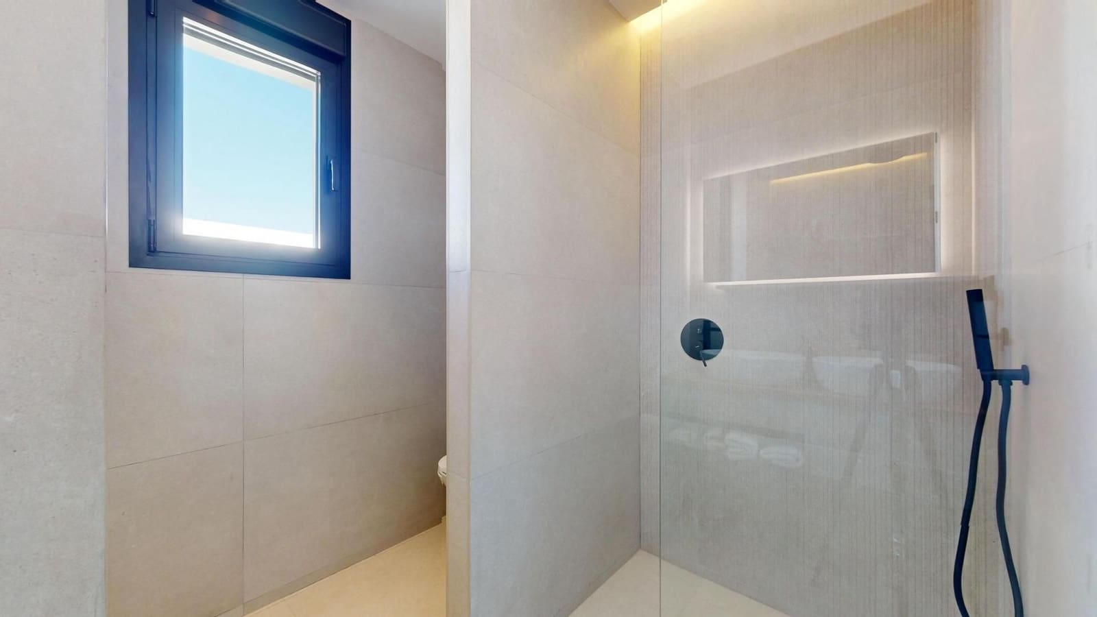 3 slaapkamer Villa te koop in Polop met zwembad - € 860.000 (Ref: 9984441)