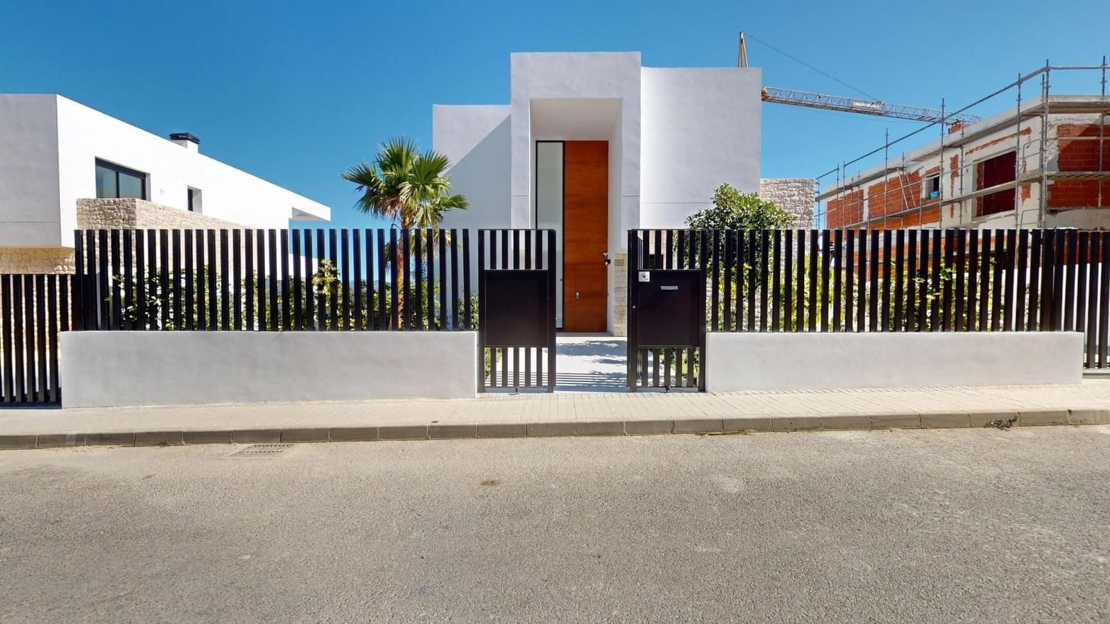 3 slaapkamer Villa te koop in Polop met zwembad - € 860.000 (Ref: 9984441)
