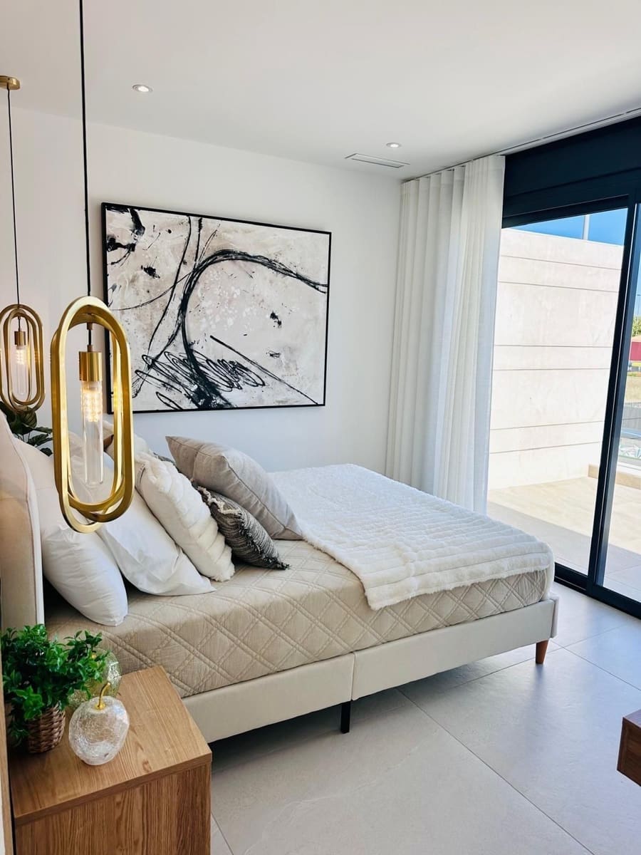 3 soveværelse Villa til salg i San Pedro del Pinatar med swimmingpool - € 489.000 (Ref: 9984454)
