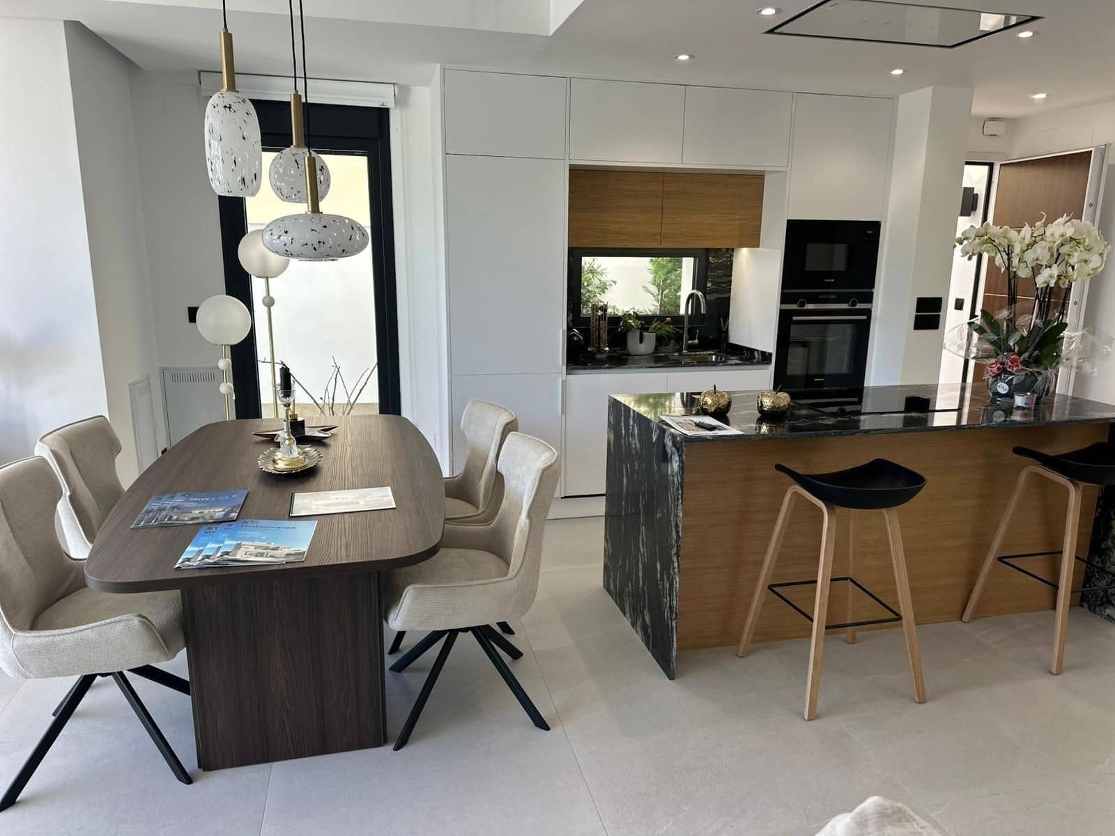 3 soveværelse Villa til salg i San Pedro del Pinatar med swimmingpool - € 489.000 (Ref: 9984454)