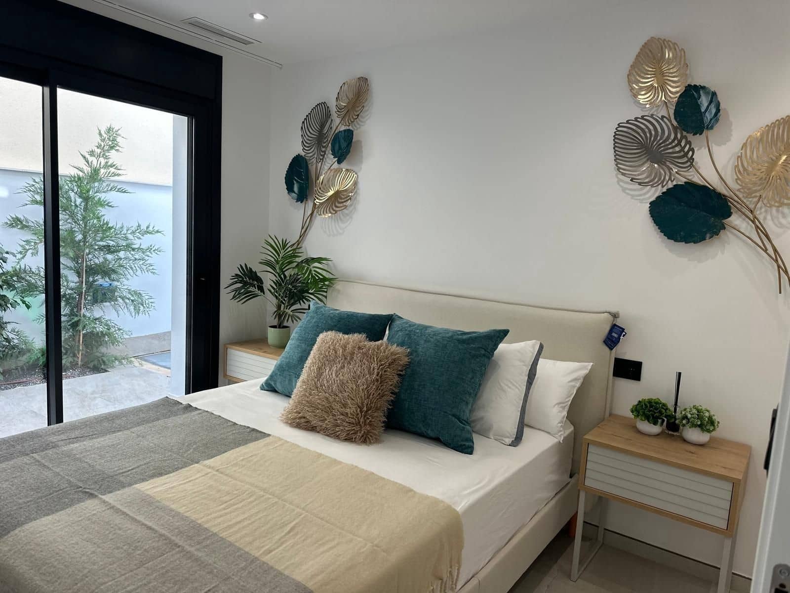 3 soveværelse Villa til salg i San Pedro del Pinatar med swimmingpool - € 489.000 (Ref: 9984454)