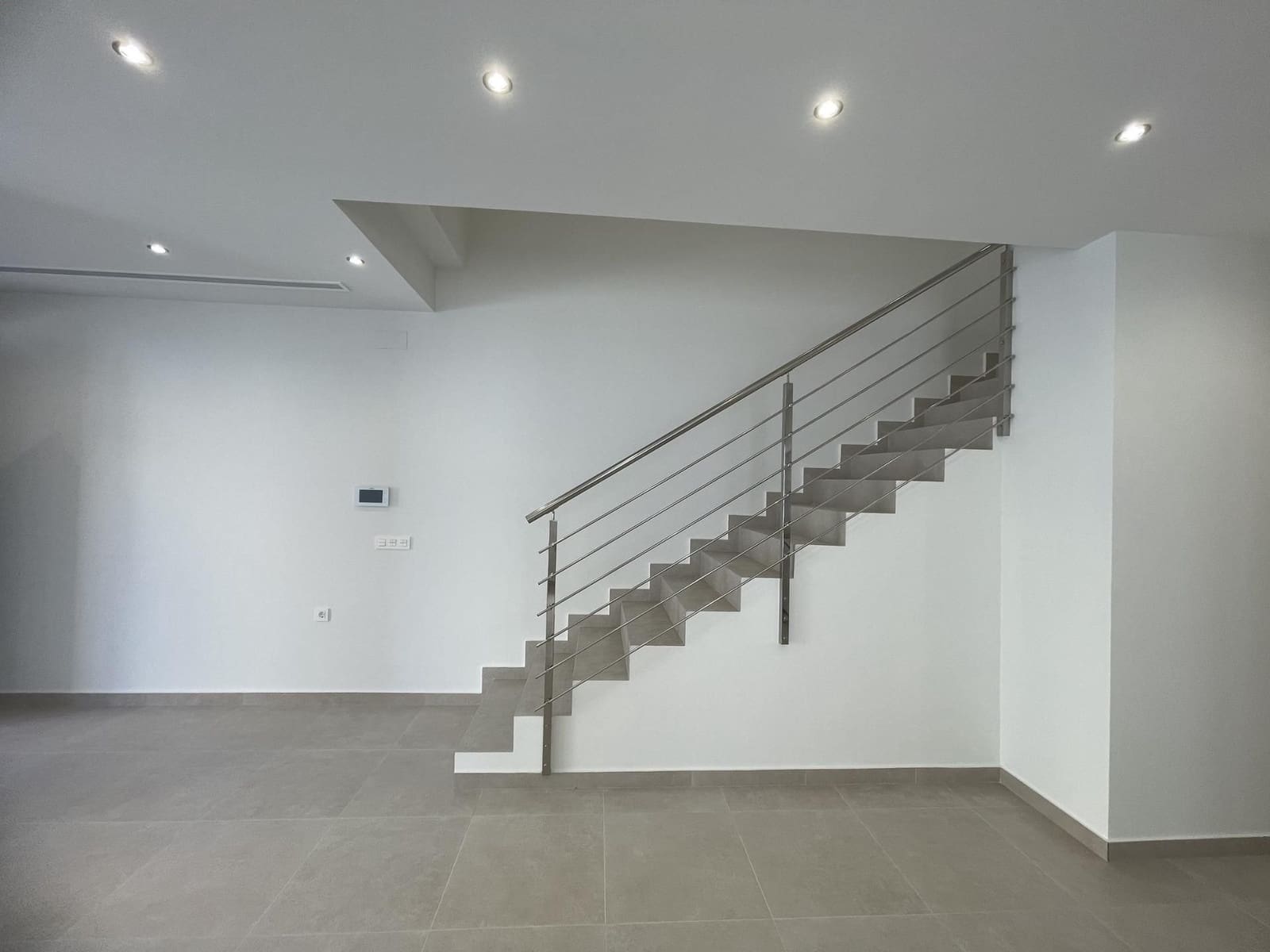 Chalet de 3 habitaciones en Heredades en venta con piscina - 359.900 € (Ref: 9984455)