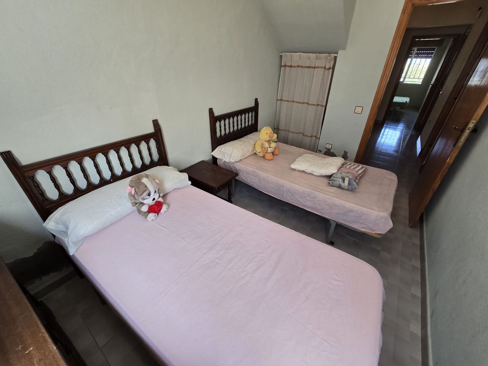 4 bedroom Semi-detached Villa for sale in Torrevieja with garage - € 360,000 (Ref: 9996687)