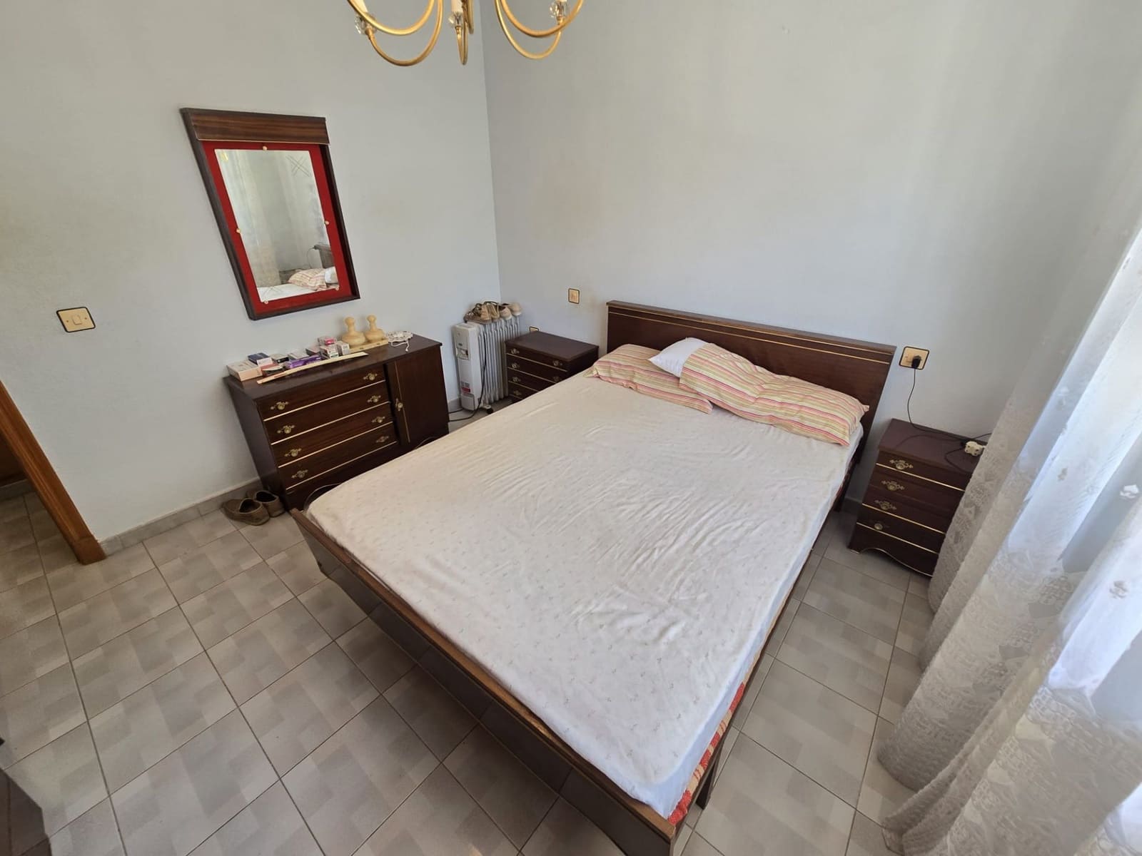 4 bedroom Semi-detached Villa for sale in Torrevieja with garage - € 360,000 (Ref: 9996687)