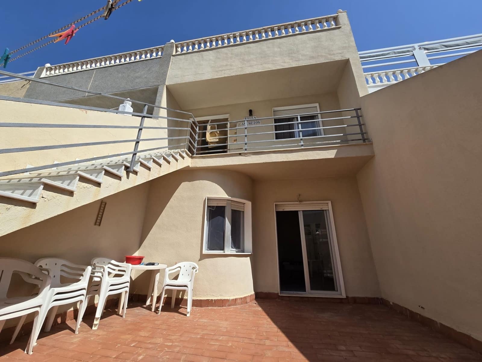 4 bedroom Semi-detached Villa for sale in Torrevieja with garage - € 360,000 (Ref: 9996687)
