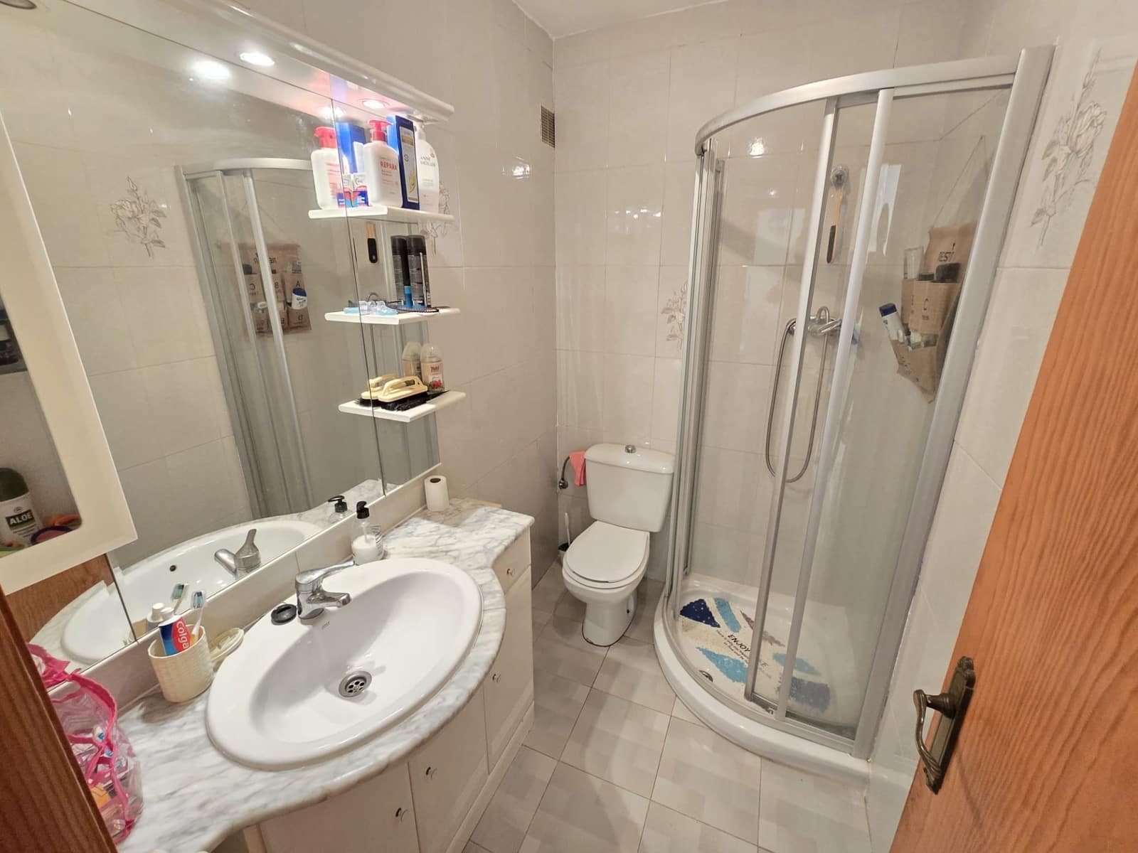 4 bedroom Semi-detached Villa for sale in Torrevieja with garage - € 360,000 (Ref: 9996687)