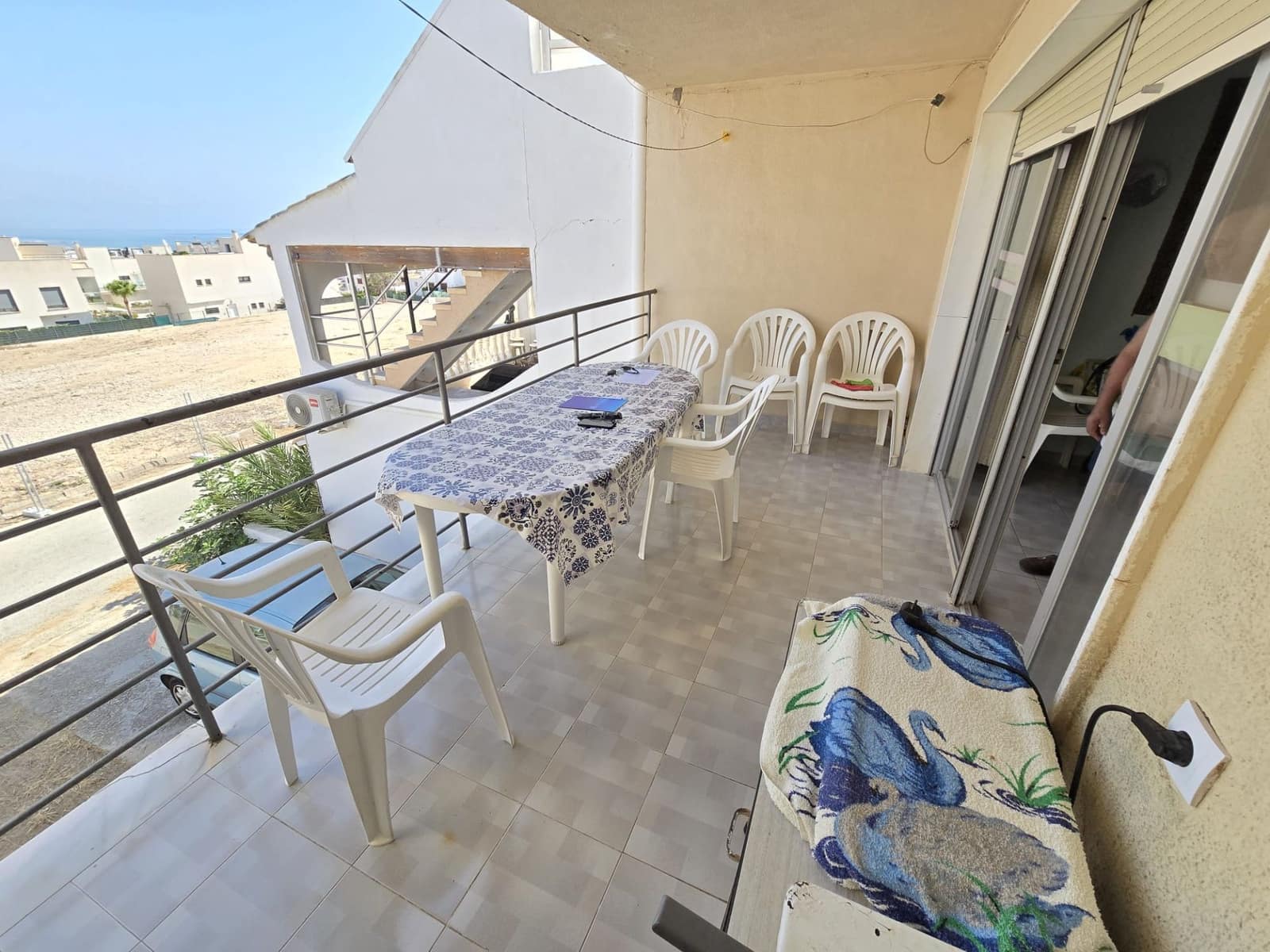 4 bedroom Semi-detached Villa for sale in Torrevieja with garage - € 360,000 (Ref: 9996687)