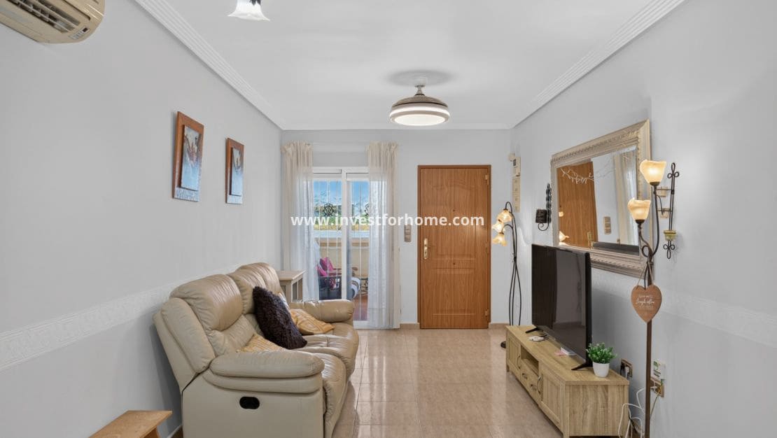 2 chambre Maison de Ville à vendre à Villamartin avec piscine garage - 215 000 € (Ref: 10133525)
