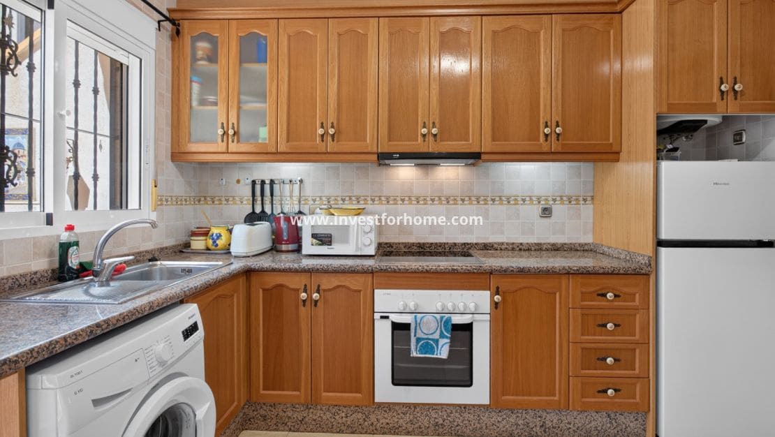 2 chambre Maison de Ville à vendre à Villamartin avec piscine garage - 215 000 € (Ref: 10133525)