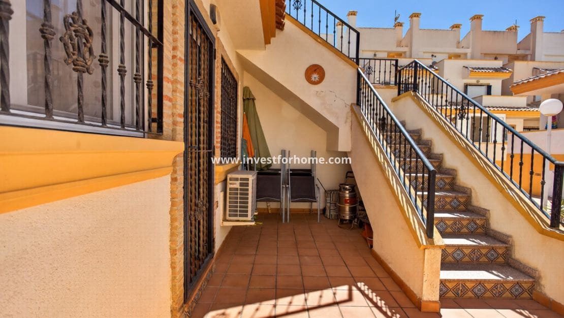 2 chambre Maison de Ville à vendre à Villamartin avec piscine garage - 215 000 € (Ref: 10133525)