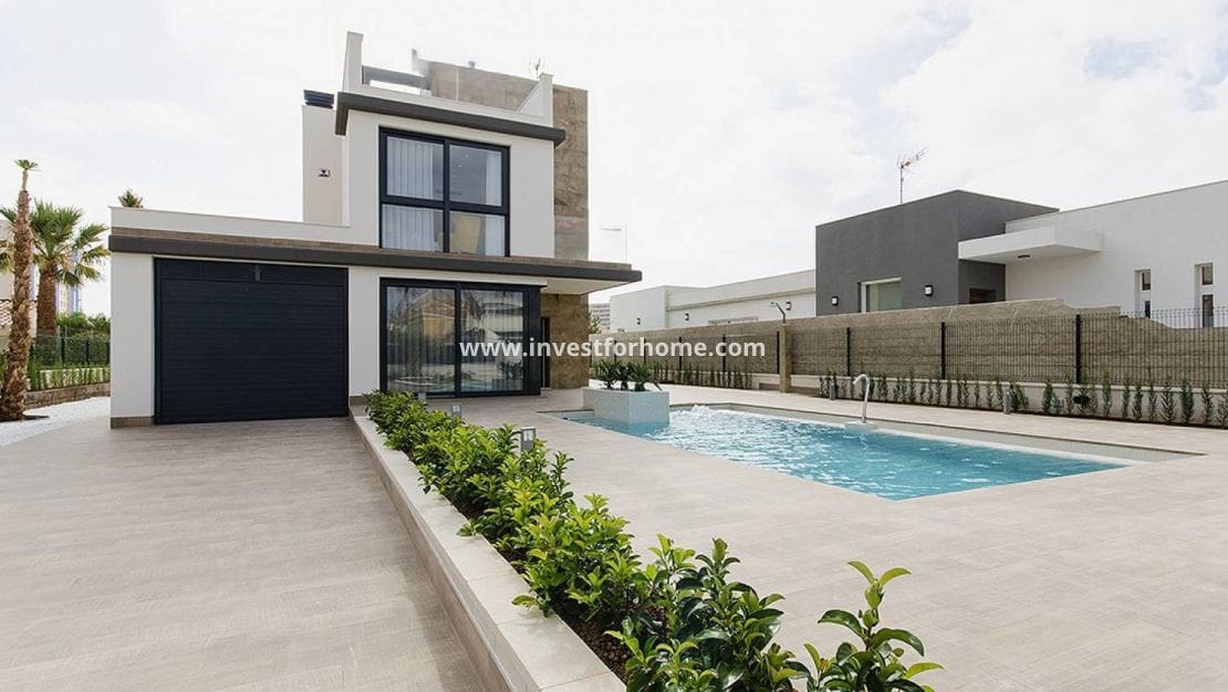 3 soveværelse Villa til salg i Dehesa de Campoamor med swimmingpool - € 995.000 (Ref: 10158441)