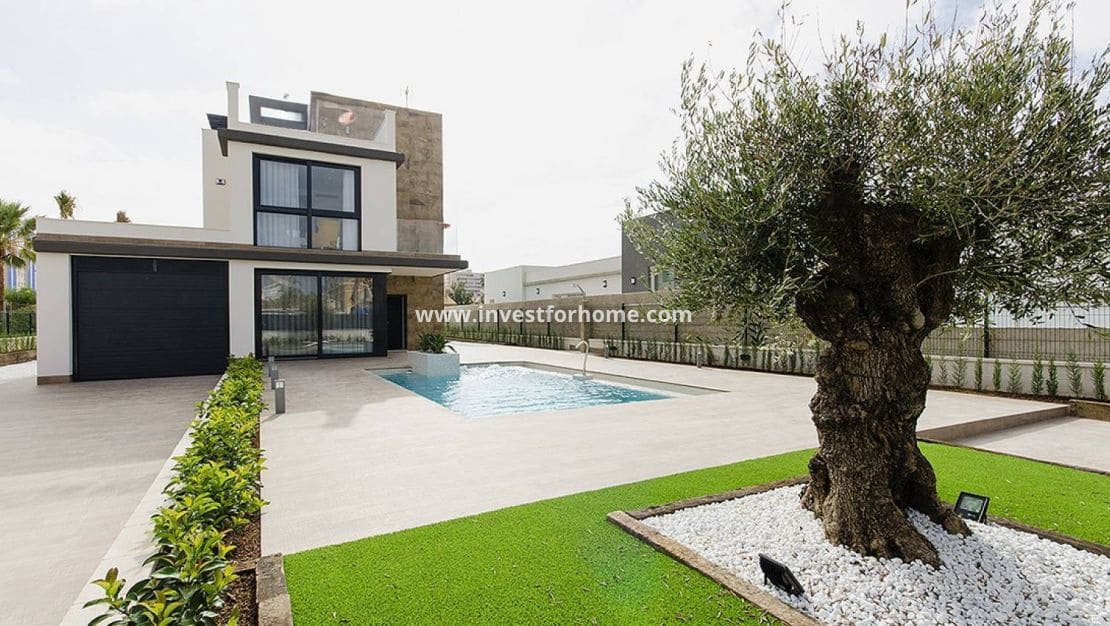 3 soveværelse Villa til salg i Dehesa de Campoamor med swimmingpool - € 995.000 (Ref: 10158441)