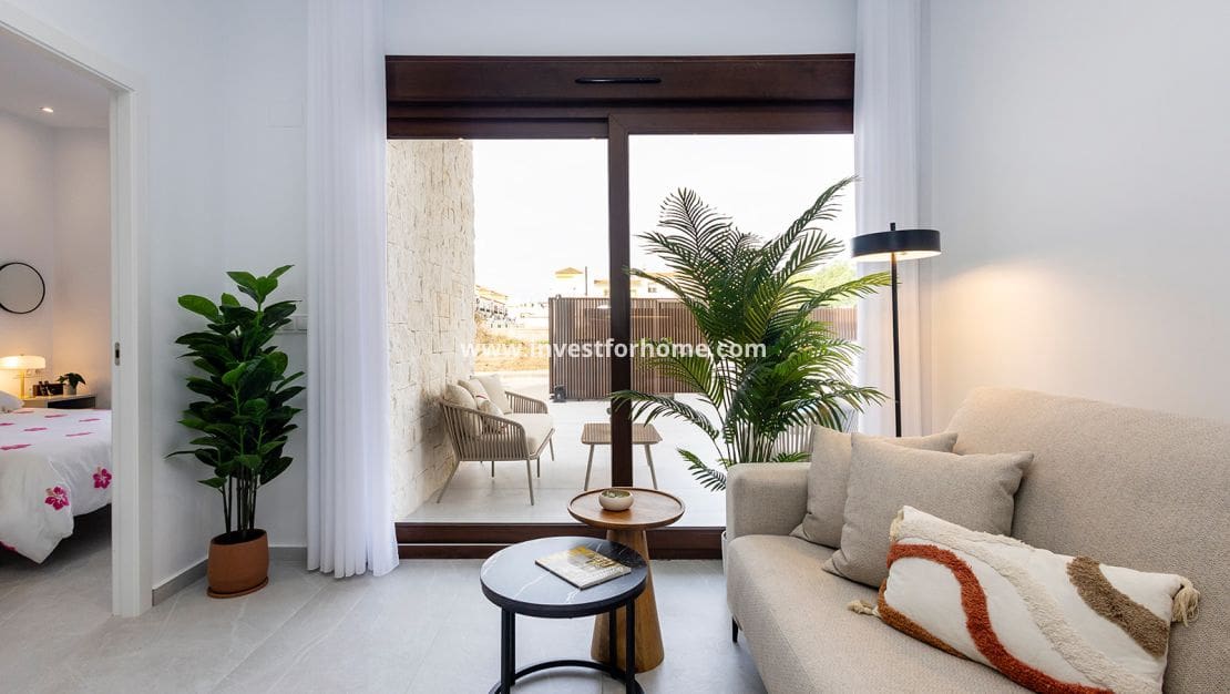2 slaapkamer Villa te koop in Orihuela Costa met zwembad garage - € 351.000 (Ref: 10158443)